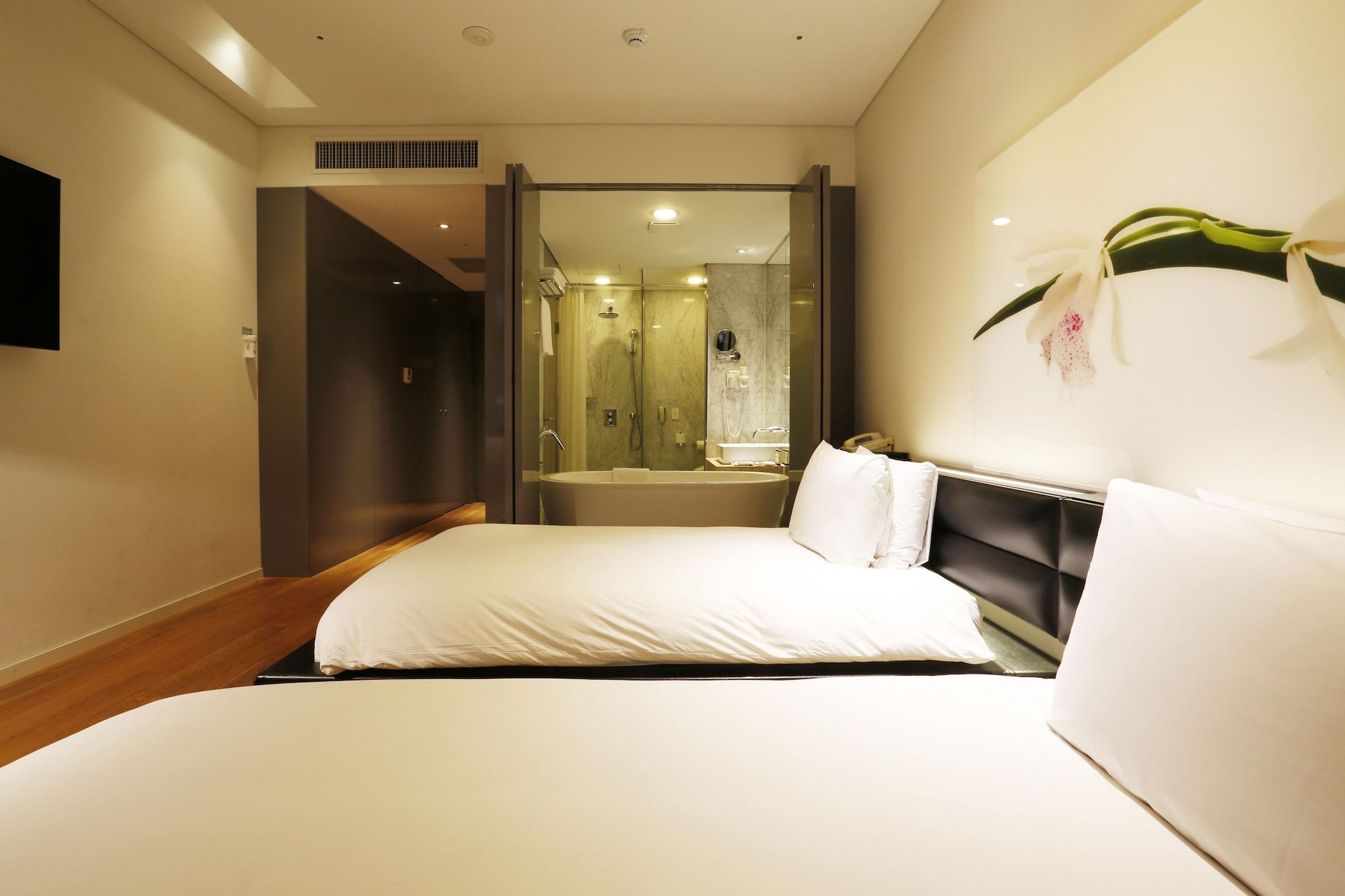 Grand Mercure Ambassador Changwon Eksteriør bilde