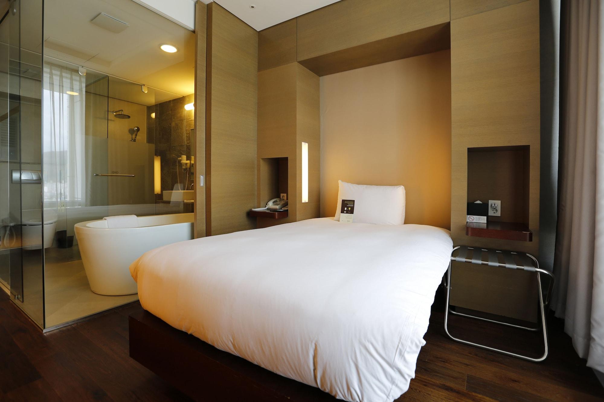 Grand Mercure Ambassador Changwon Eksteriør bilde
