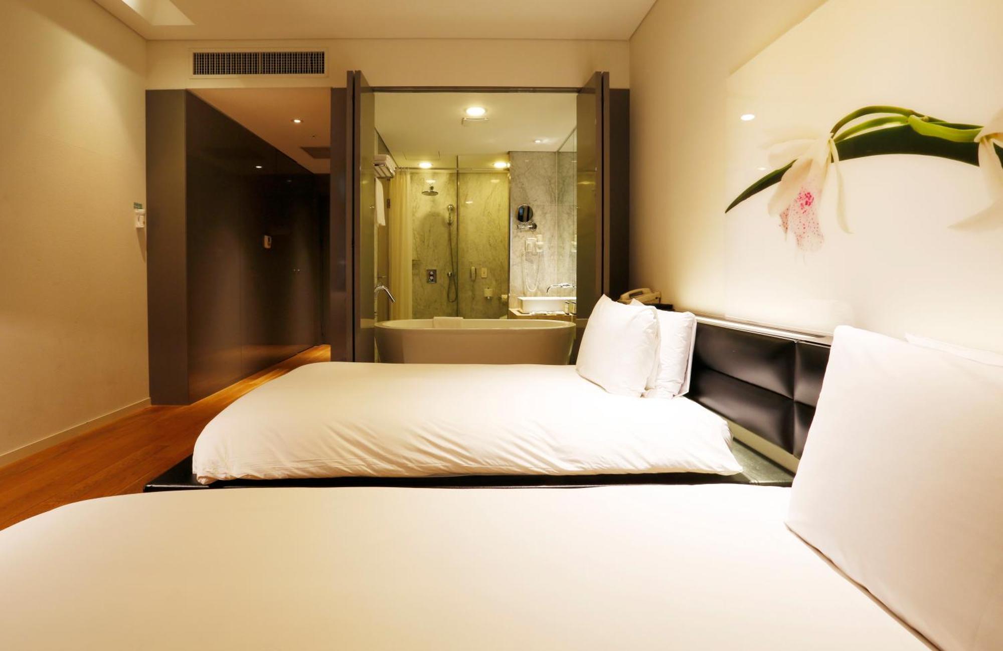 Grand Mercure Ambassador Changwon Eksteriør bilde